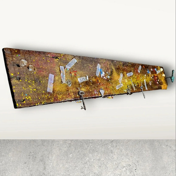 Handmade Skeleton Key Holder Wood Epoxy Resin Key Holder - Picture 2 of 11